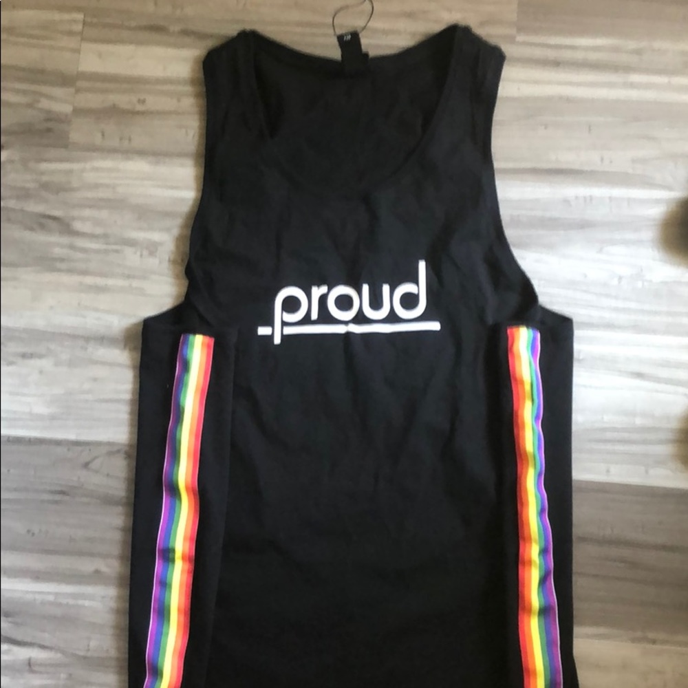 H&M pride T